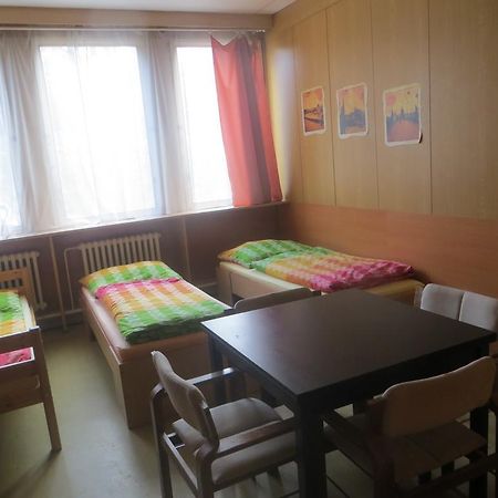 Hostel Monty Říčany Εξωτερικό φωτογραφία