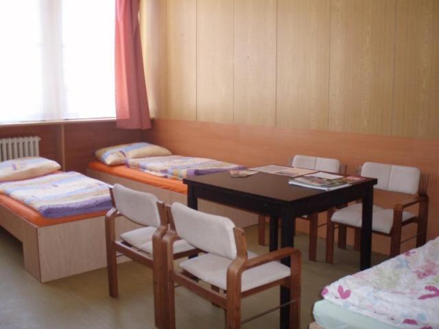 Hostel Monty Říčany Εξωτερικό φωτογραφία